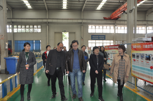省總工會領導李茂林 調(diào)研川開集團女職工權益保障情況